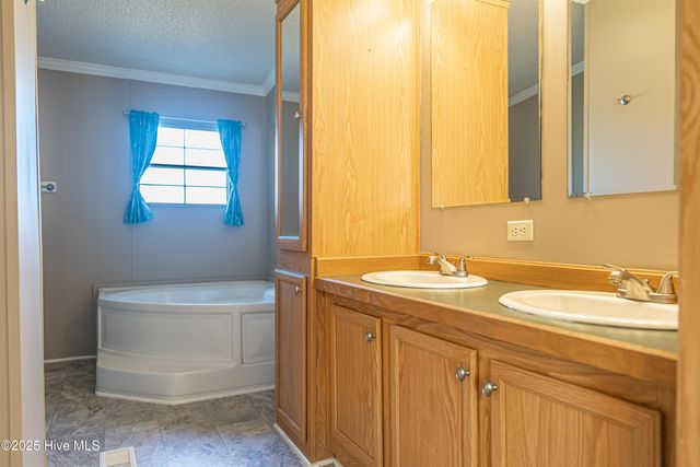 113 Holly Place, West End, NC 27376