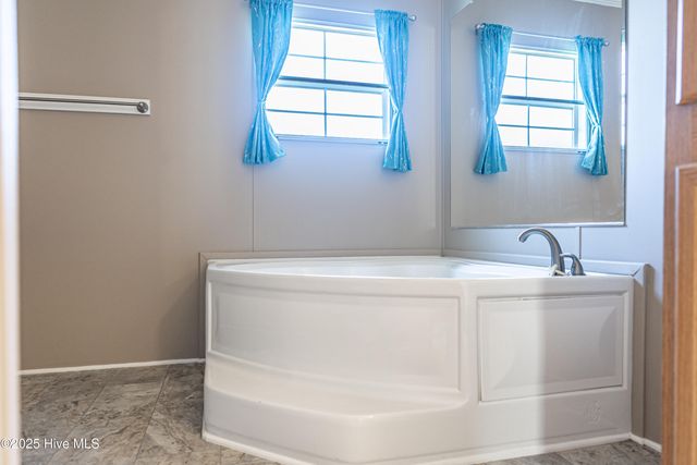 113 Holly Place, West End, NC 27376