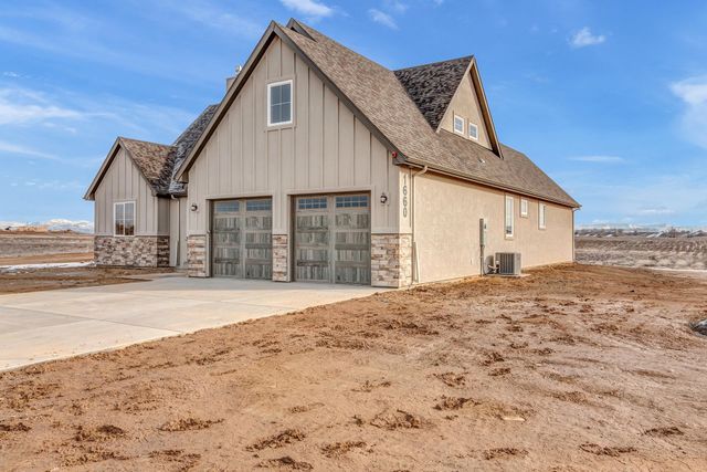1660 8 Road, Mack, CO 81525