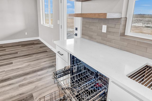 1660 8 Road, Mack, CO 81525
