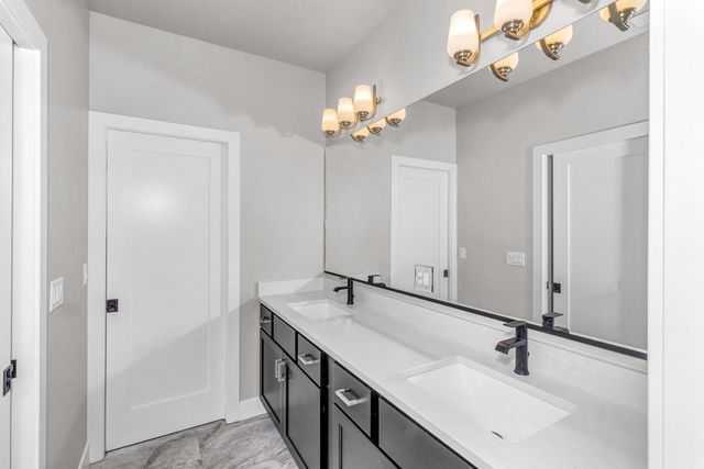 1660 8 Road, Mack, CO 81525