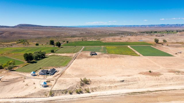 1660 8 Road, Mack, CO 81525