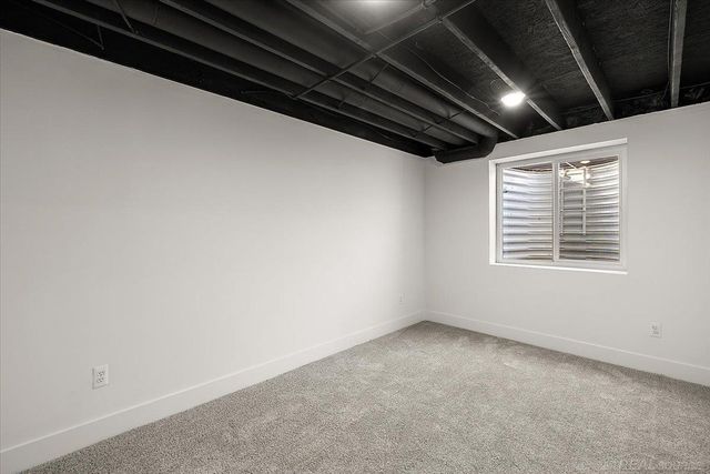 1712 W 12 Mile Road, Royal Oak, MI 48073