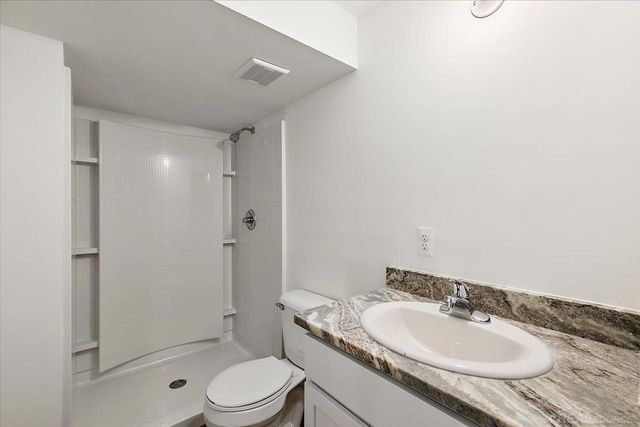 1712 W 12 Mile Road, Royal Oak, MI 48073