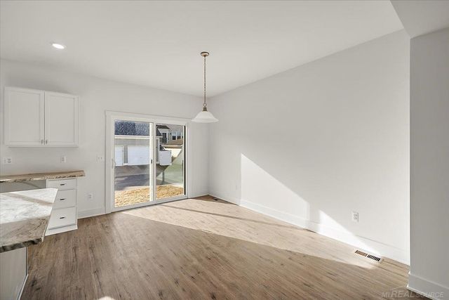 1712 W 12 Mile Road, Royal Oak, MI 48073