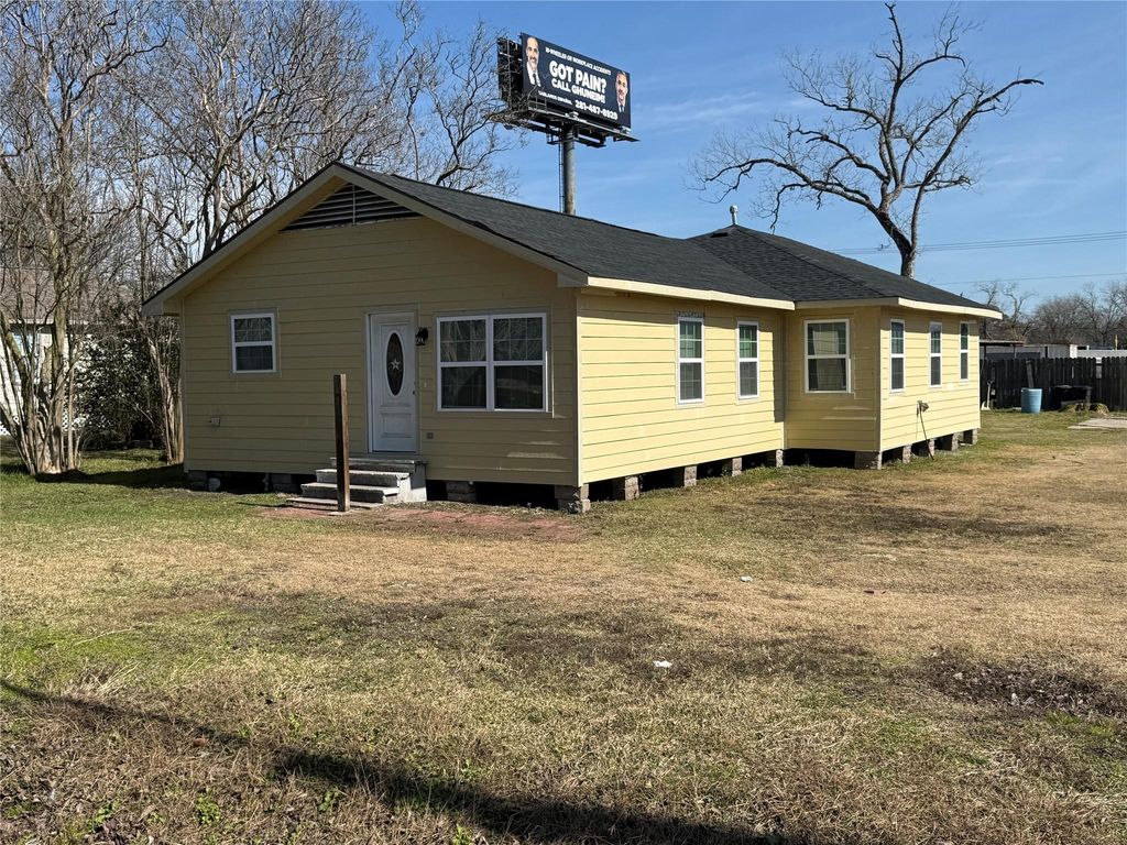 2623 Morning Glory Drive, Pasadena, TX 77503