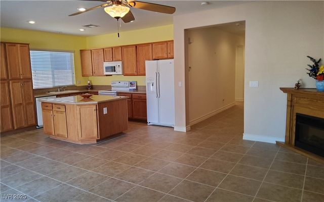 5396 Carrara Pointe Street, Pahrump, NV 89061