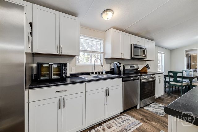 230 Pine Needle Drive, Ellabell, GA 31308