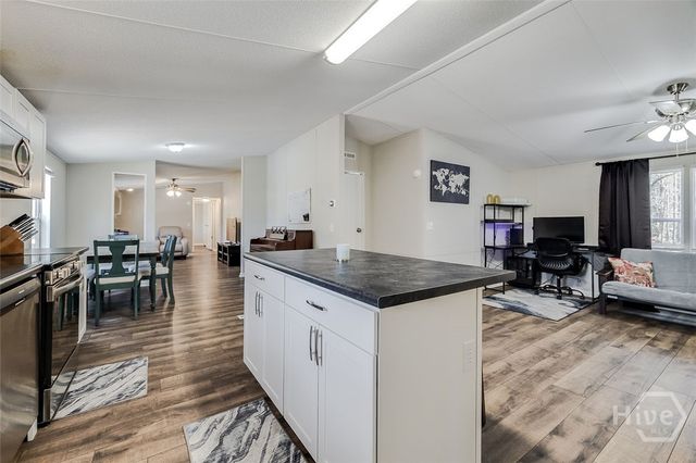 230 Pine Needle Drive, Ellabell, GA 31308