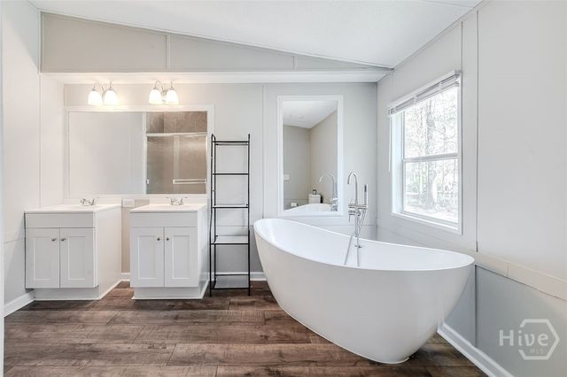 230 Pine Needle Drive, Ellabell, GA 31308