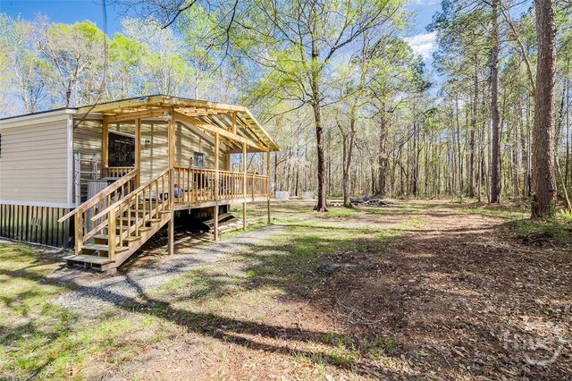 230 Pine Needle Drive, Ellabell, GA 31308