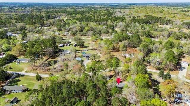 230 Pine Needle Drive, Ellabell, GA 31308