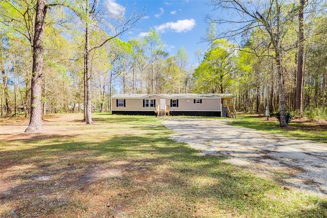 230 Pine Needle Drive, Ellabell, GA 31308