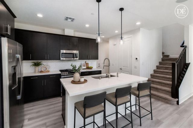 3240 Crecida Way, Carlsbad, CA 92010