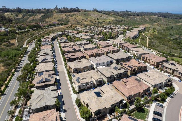 3240 Crecida Way, Carlsbad, CA 92010