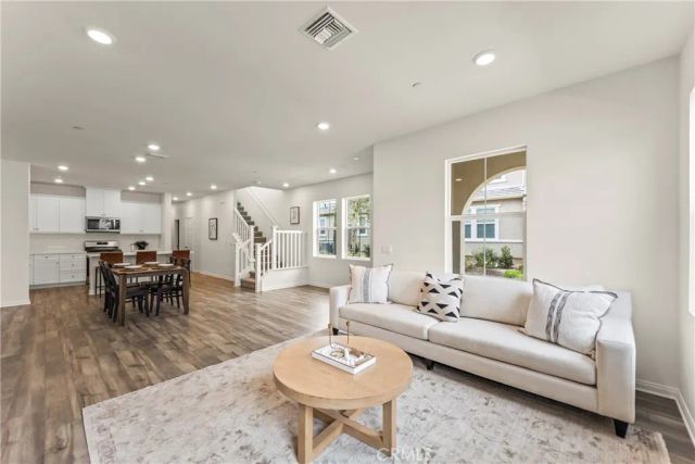 4281 S Hermosa Paseo, Ontario, CA 91761