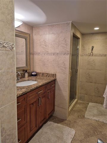 1912 S Ocean Dr 17C, Hallandale Beach, FL 33009