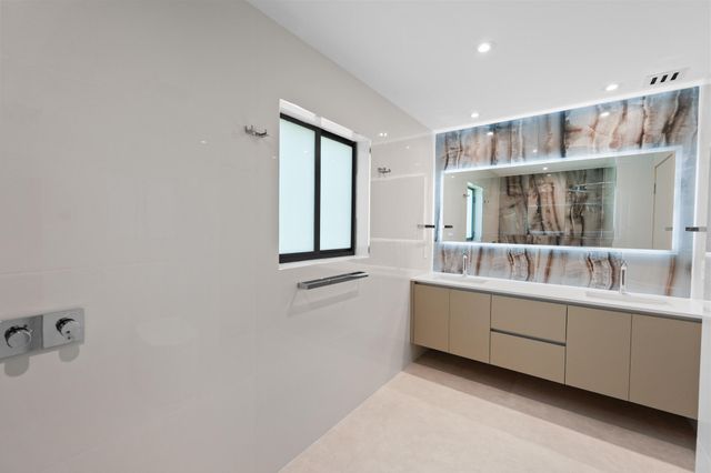 1291 Bimini Lane, Singer Island, FL 33404