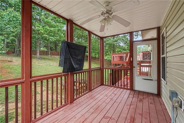 250 Sable Trace Drive, Acworth, GA 30102