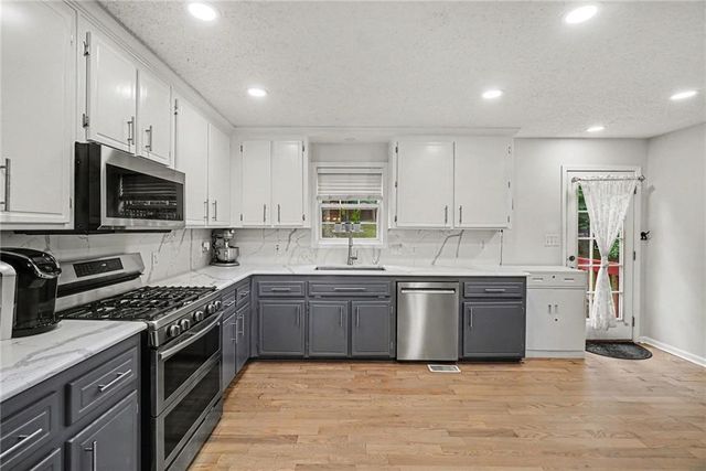 250 Sable Trace Drive, Acworth, GA 30102