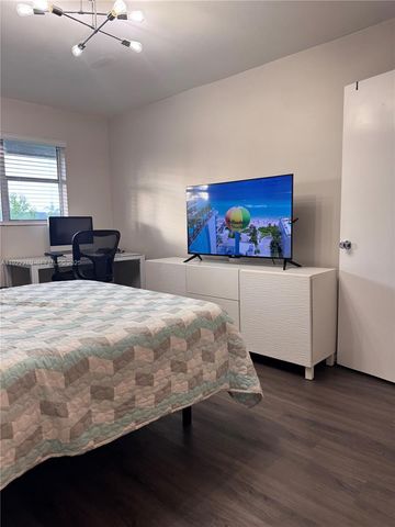 300 Layne Blvd 303, Hallandale Beach, FL 33009