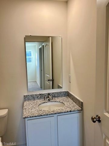 103 Slope Lane, Advance, NC 27006