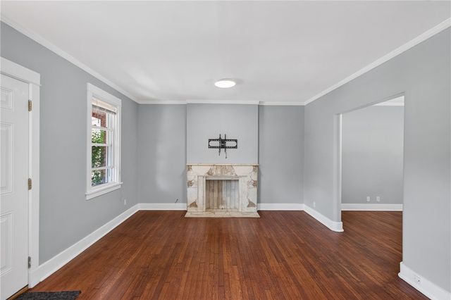 5735 Pocusset St, Squirrel Hill, PA 15217