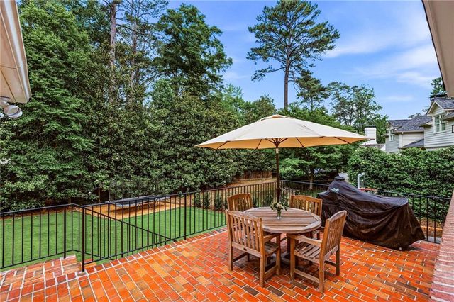 3346 Valley Road NW, Atlanta, GA 30305