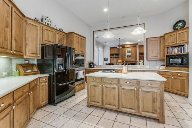 7777 Daylily Way, Frisco, TX 75033