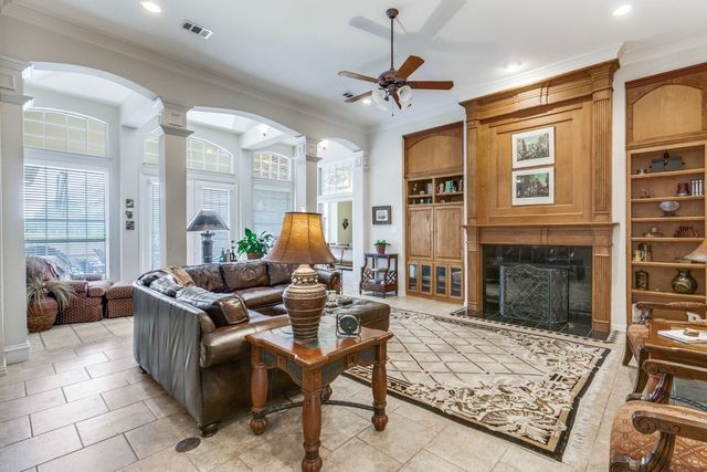 7777 Daylily Way, Frisco, TX 75033