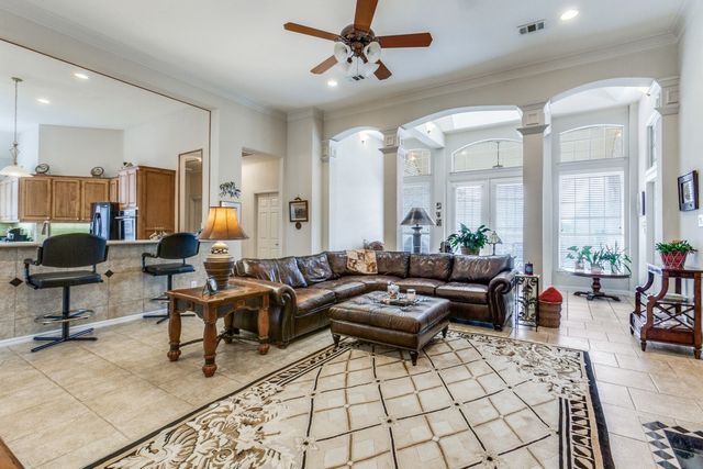 7777 Daylily Way, Frisco, TX 75033