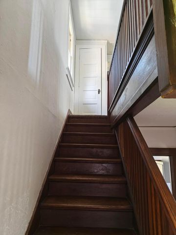 16 N 7th Street, Newark, OH 43055