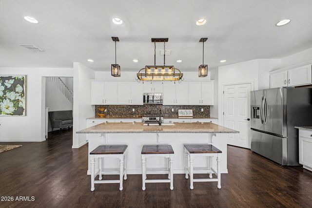 3319 W FAWN Drive, Laveen, AZ 85339