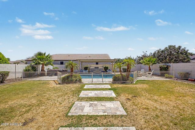 3319 W FAWN Drive, Laveen, AZ 85339