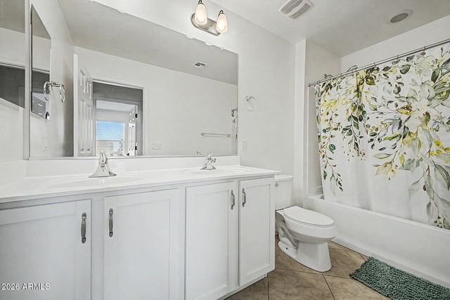 3319 W FAWN Drive, Laveen, AZ 85339
