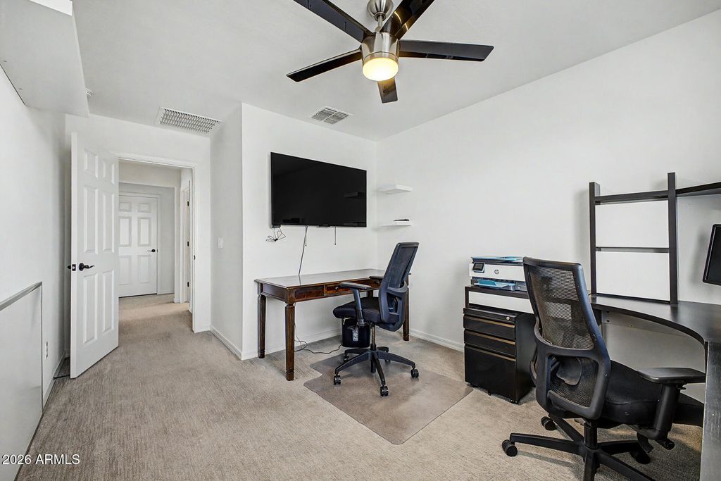 Image 18 of property listing at 3319 W FAWN Drive, Laveen, AZ 85339