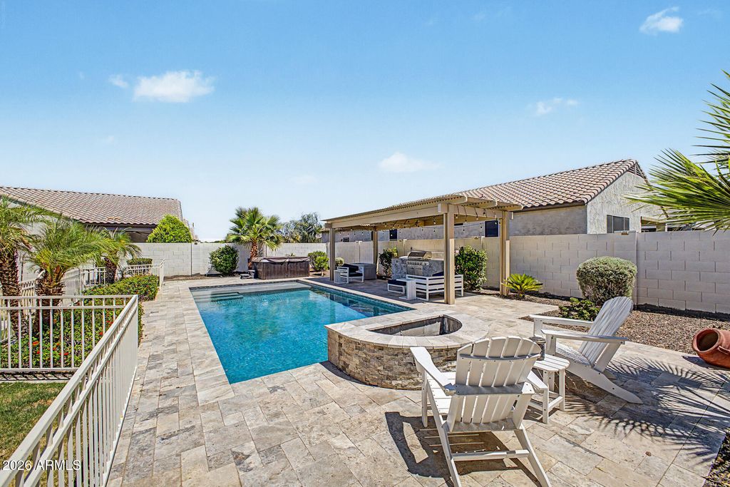 Image 36 of property listing at 3319 W FAWN Drive, Laveen, AZ 85339