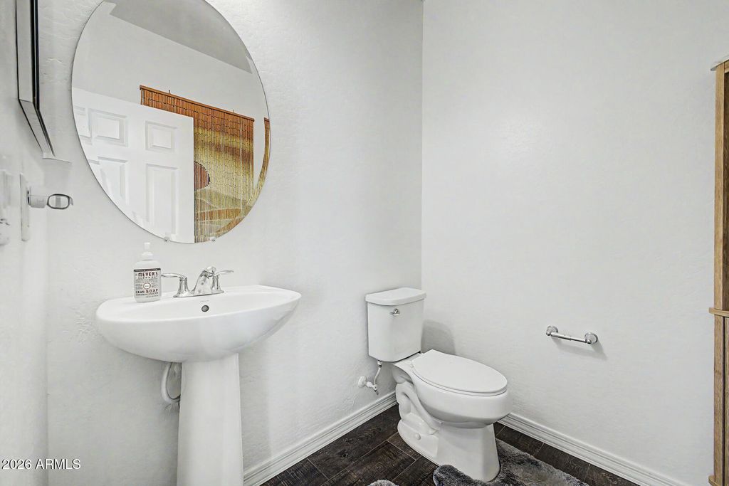 Image 38 of property listing at 3319 W FAWN Drive, Laveen, AZ 85339
