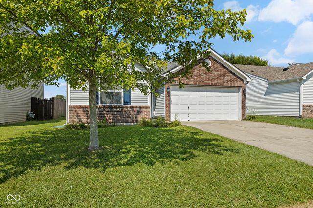 13116 N Becks Grove Drive, Camby, IN 46113