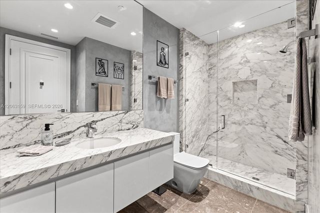 17901 Collins Avenue 2802, Sunny Isles Beach, FL 33160