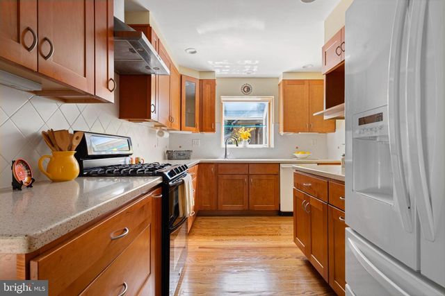 5020 DERMOND RD, Drexel Hill, PA 19026