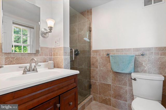 5020 DERMOND RD, Drexel Hill, PA 19026