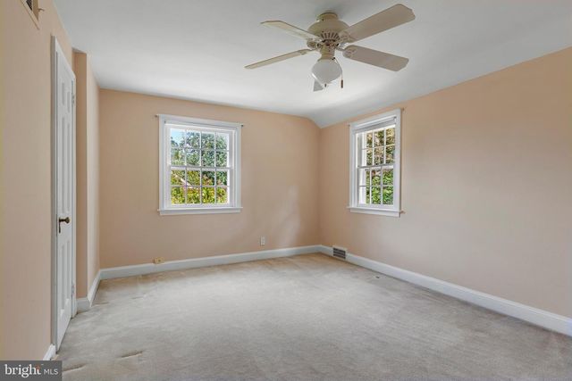 5020 DERMOND RD, Drexel Hill, PA 19026