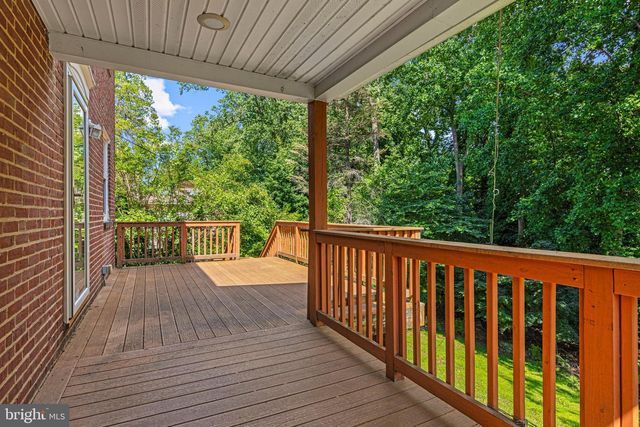 5020 DERMOND RD, Drexel Hill, PA 19026