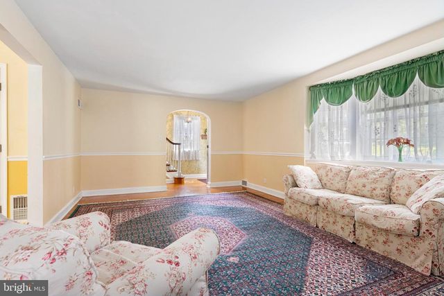5020 DERMOND RD, Drexel Hill, PA 19026