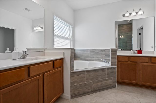 1265 BLARNEY STREET, Minneola, FL 34715