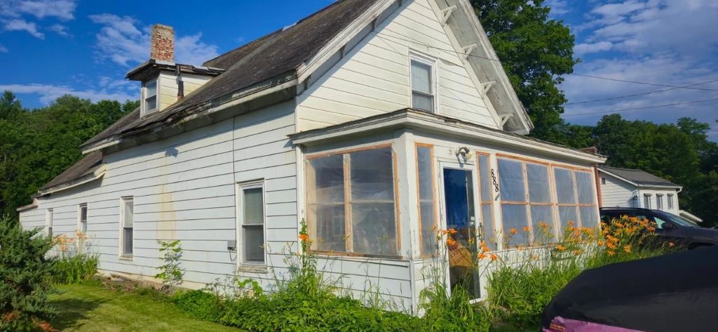 888 Pleasant Street, West Rutland, VT 05777