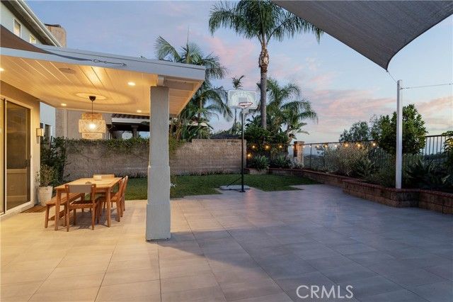 21431 Silvertree Lane, Trabuco Canyon, CA 92679