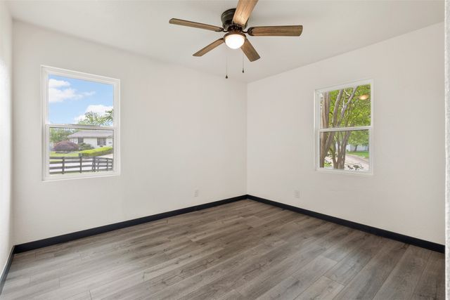 8033 Komalty Drive, Dallas, TX 75217