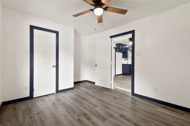 8033 Komalty Drive, Dallas, TX 75217